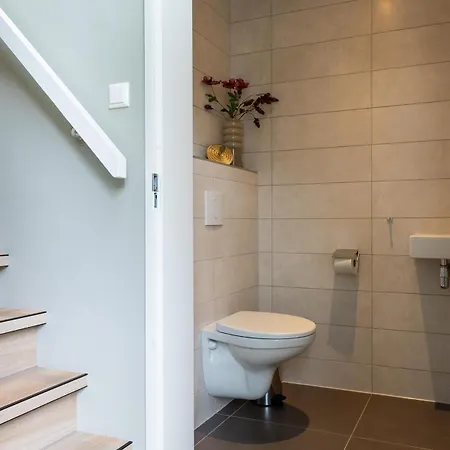 Bos Met Sauna | 8 Personen Wekerom